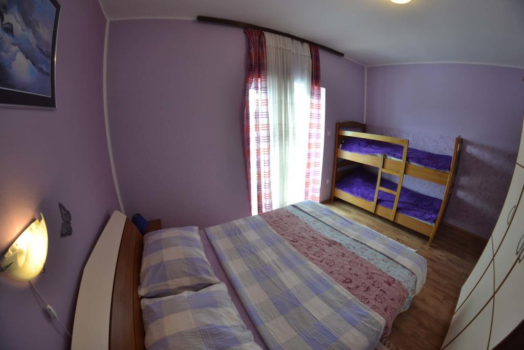Apartmani Jenny I Tania Lopar Eksteriør billede
